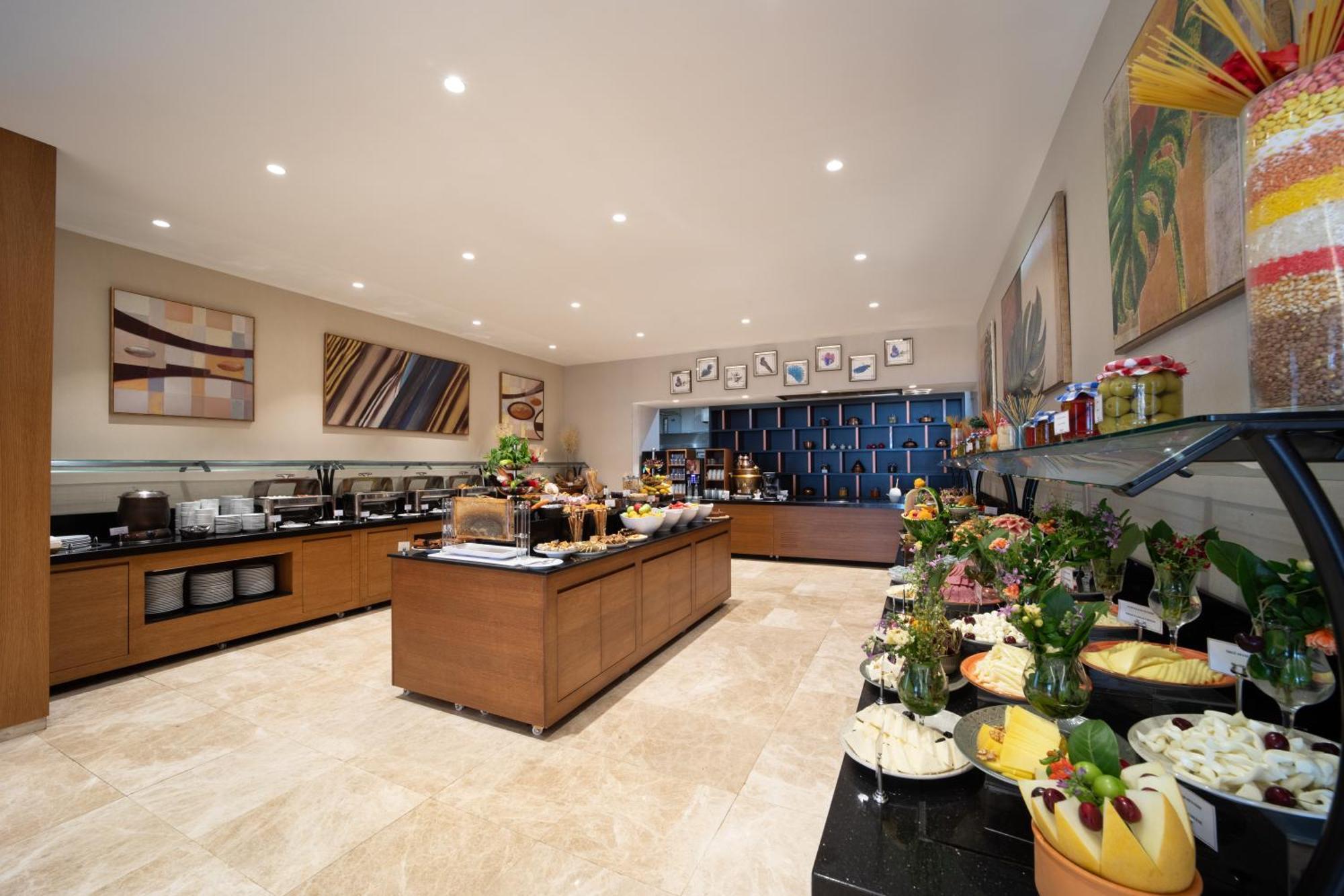 Hotel Ramada Plaza By Wyndham Istanbul Atakoy Extérieur photo