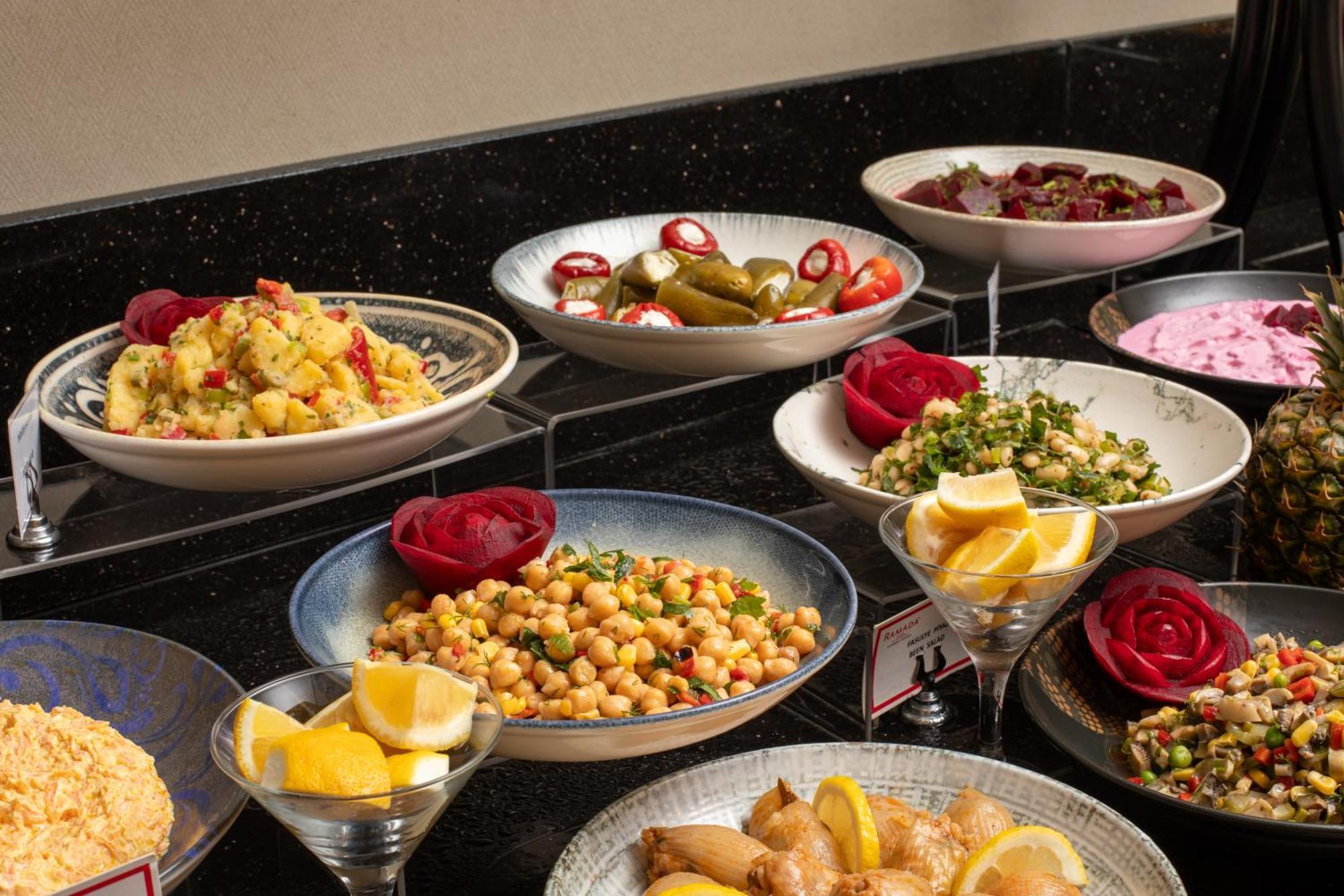 Hotel Ramada Plaza By Wyndham Istanbul Atakoy Extérieur photo
