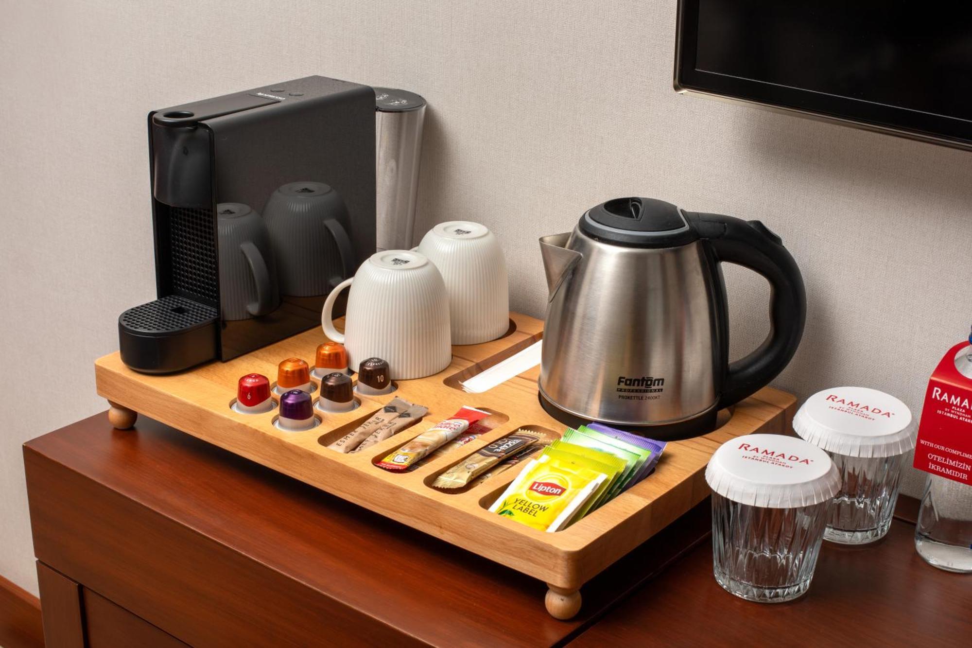 Hotel Ramada Plaza By Wyndham Istanbul Atakoy Extérieur photo